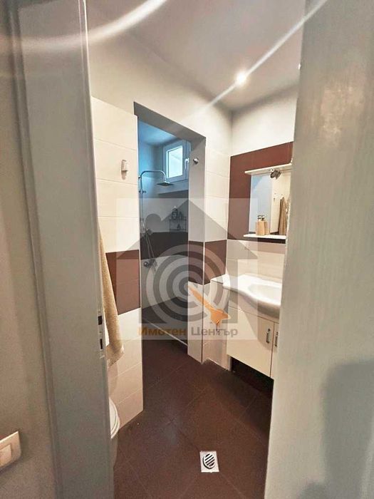 Продава се Тристаен апартамент в София, Център - 85 кв.м за 3530 €/кв.м - Снимка #7