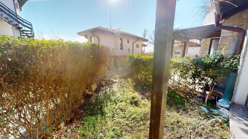 Продава се Тристаен апартамент в с. Кошарица, Област Бургас - 68 кв.м за 1015 €/кв.м - Снимка #11