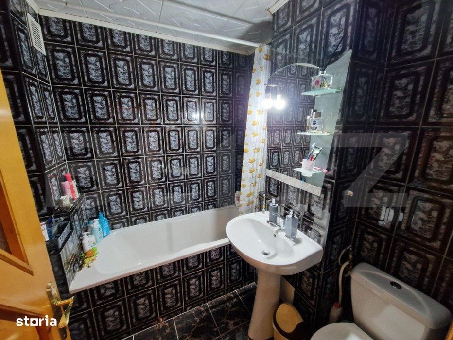 Apartament 3 camere, 70 mp, zona Ampoi 2
