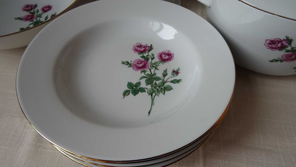 Сервиз за хранене, Kahla GDR 1968 - 1987 г порцелан от - 17части