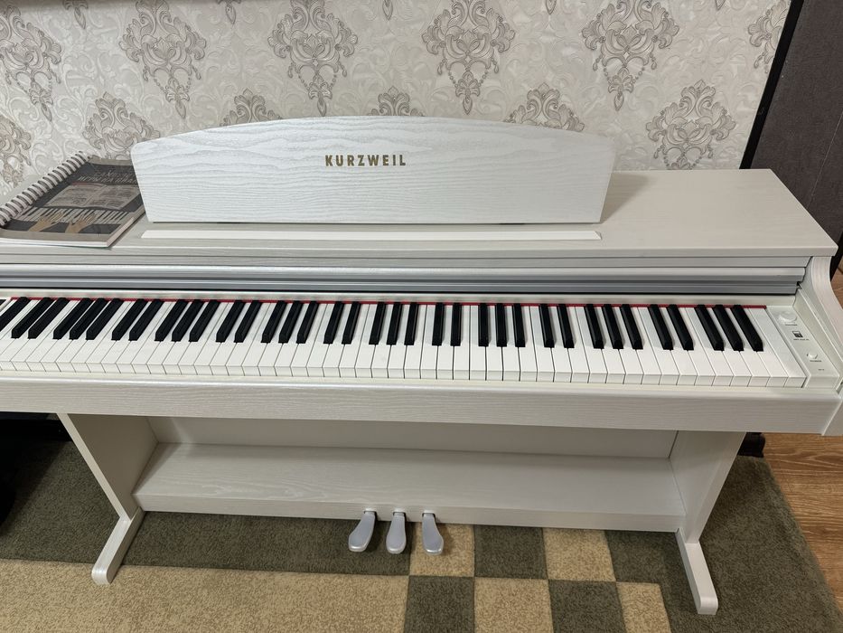 Продам пианино KURZWEIL
