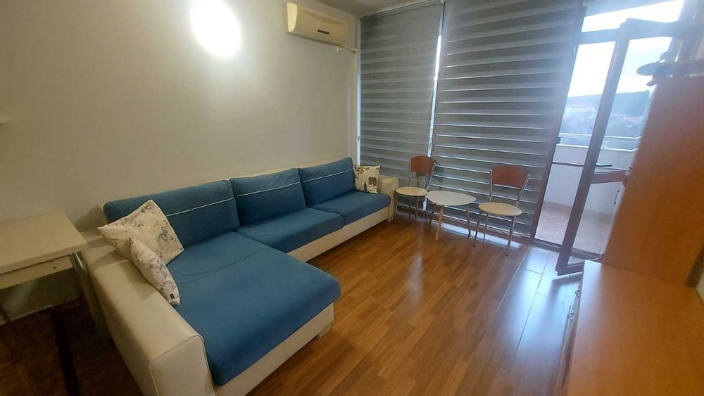 Двустаен апартамент в кв. Тракийски, град Хасково