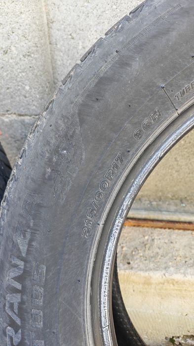 4 броя Летни гуми Bridgestone 215/60/R17