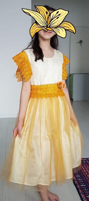 Продам платье для девочки