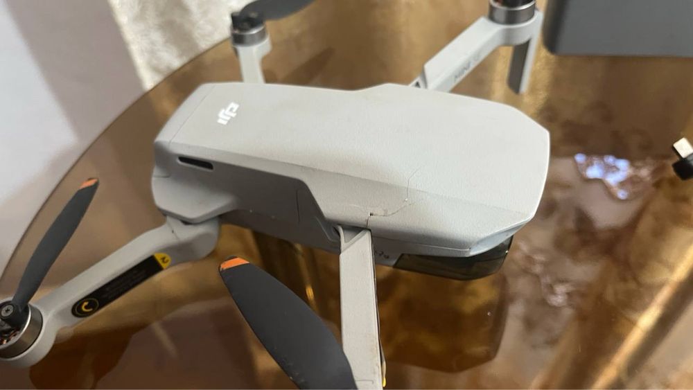 Квадрокоптер DJI mini SE Fly more combo