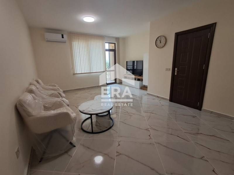 Двустаен, ексклузивен, ремонтиран и обзаведен апартамент за продажба,