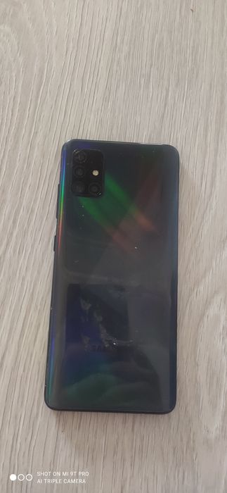 Продаётся Самсунг А51
