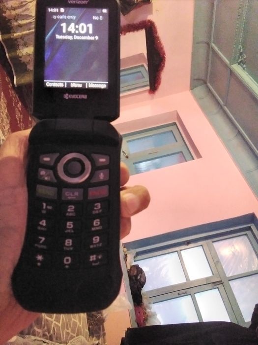 Kyocera + 4811 android .Verizon. America.