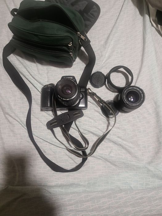 Фотоапарат Canon screen модел