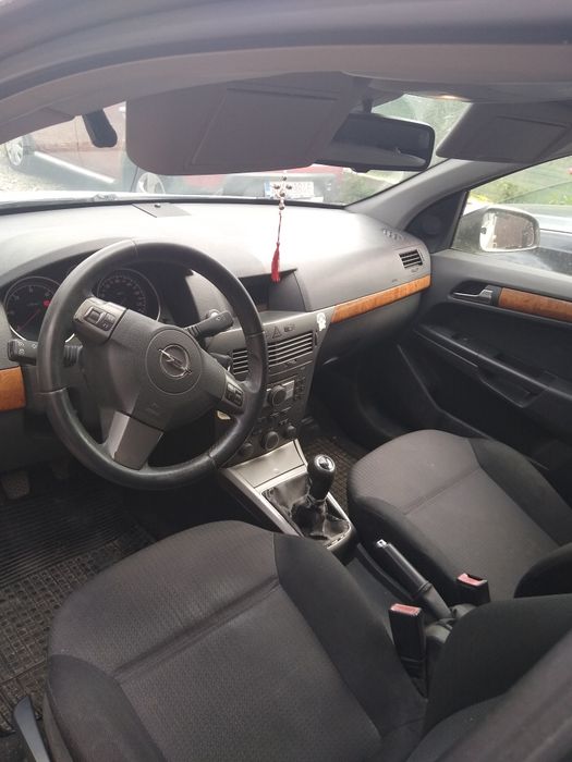 Vând Opel Astra H
