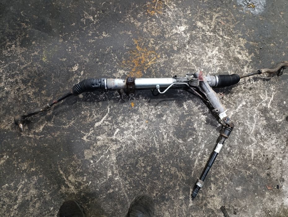 Рейка рулевая на Мерседес Вито 639