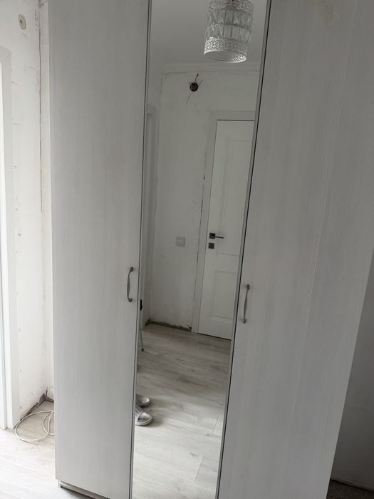 Шкаф в хорошем состоянии 1.20*2.20