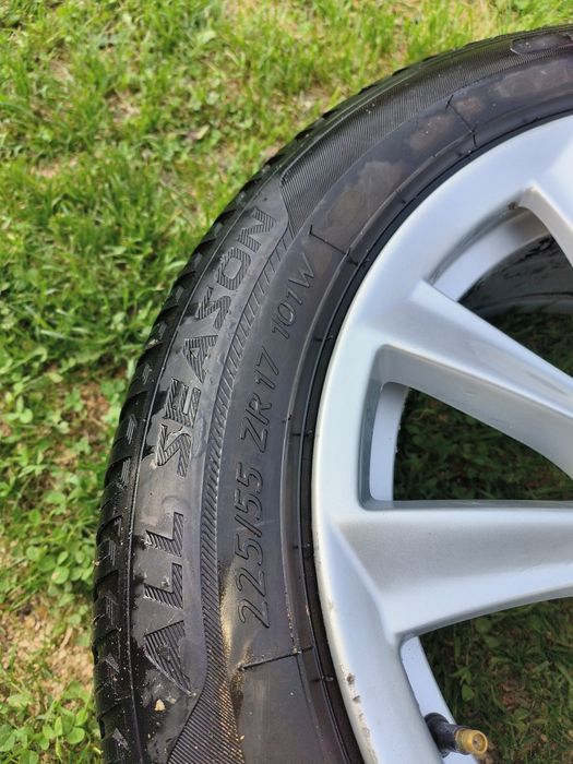 Set 4 jante originale BMW + anvelope All Season Taurus 225/55 ZR17