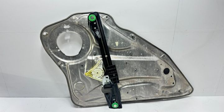 Macara geam dreapta spate A2125407205 Mercedes-Benz E-Class W212