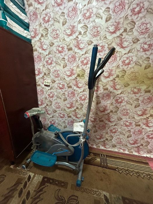 Продам тренажер состояние на фото
