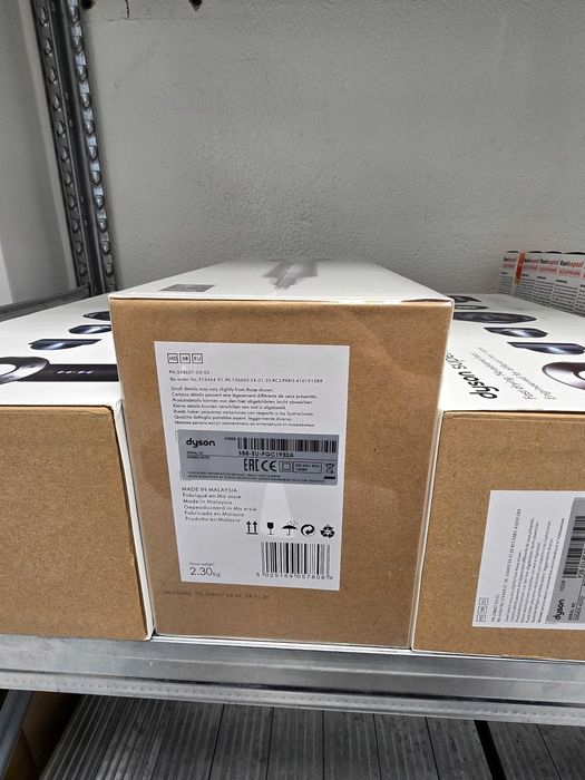 ОРИГИНАЛНИ Dyson Supersonic HD08 1600w Сешоар Black Nickel / Silver 10 БР EU