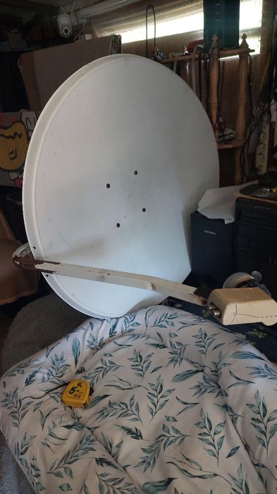 Antenă  Parabolică 80 / 75 diametru  Ovală
