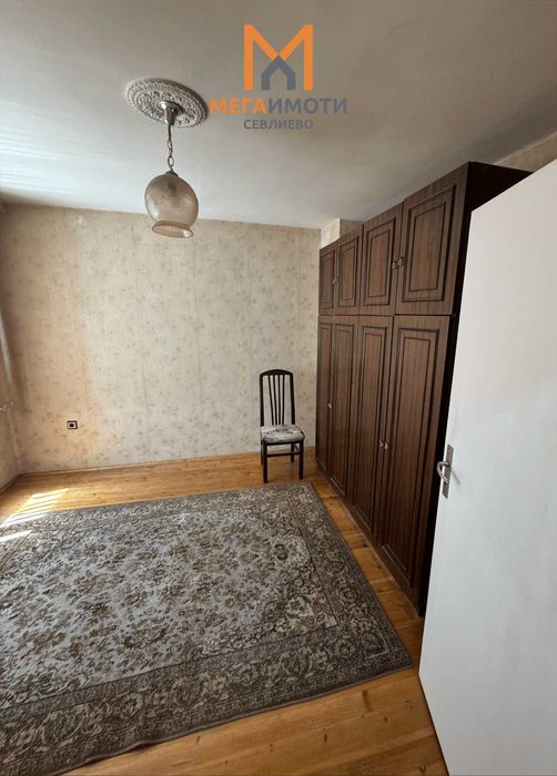 Дава се под наем Тристаен апартамент в Севлиево - 98 кв.м за 229.5 € - Снимка #5