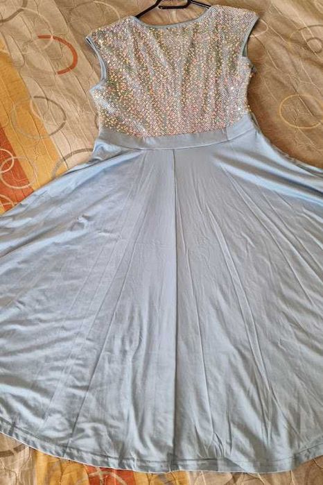 Нова елегантна рокля - Размер L (Temu)