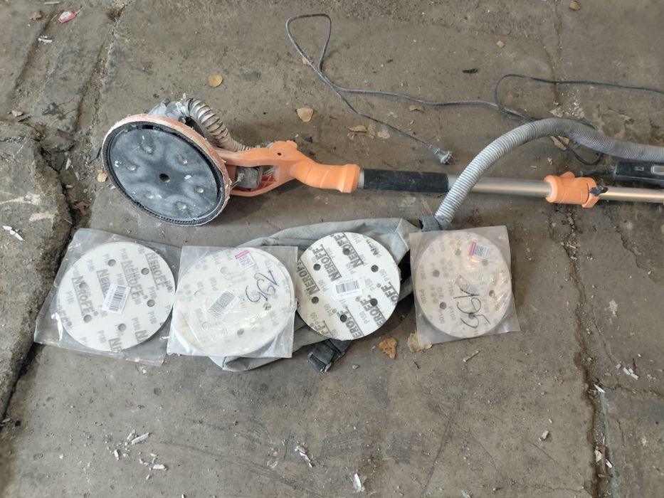 Продам шлифовальную машину(Жираф). За 40000. Тн