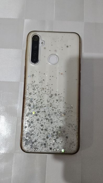 Продам телефон Realme 6i