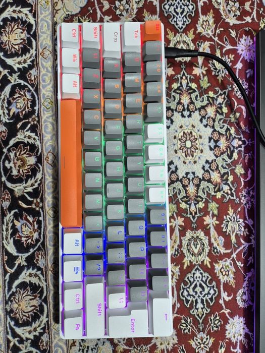 Продается механическая клавиатура