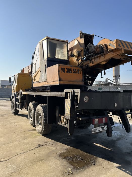 Autokran Super Maz 25 Ton
