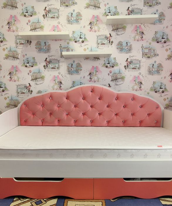 Кровать подростковая