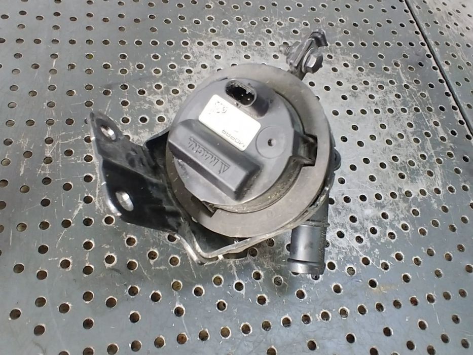 pompa auxiliara apa 2.2 d 55284529  alfa romeo giulia stelvio 52076512