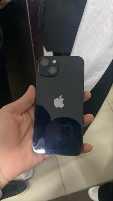 Айфон 13 128/85 почти новый