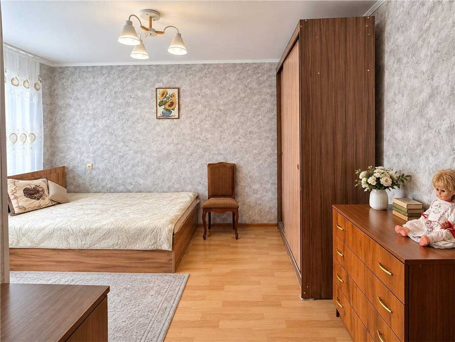 Продам 2 комн  квартиру по ул.Валиханова