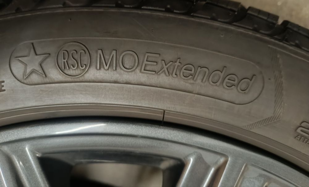 Оригинални джанти 18 цола с гуми зимни за Bmw G30 G31 дот 2022г.
