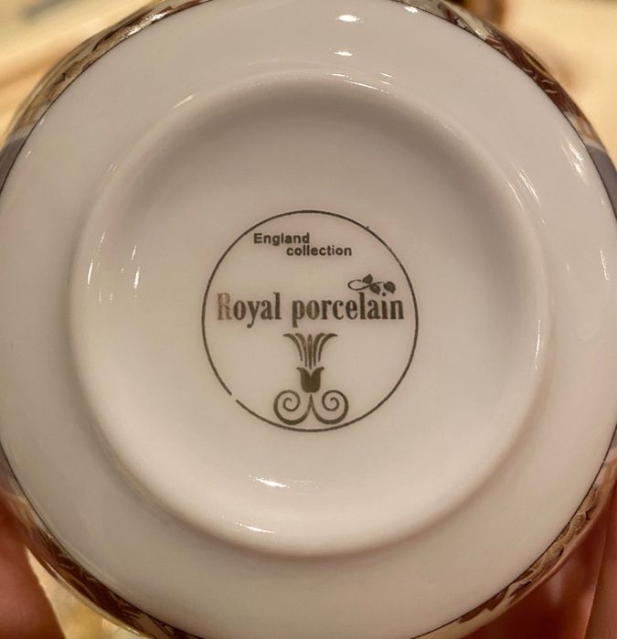 Кружки с блюдцами