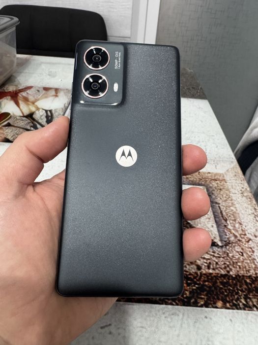 Motorola g85 5g / 256 GB / 8G RAM