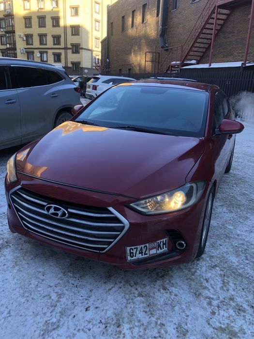 Hyundai elantra 2017
