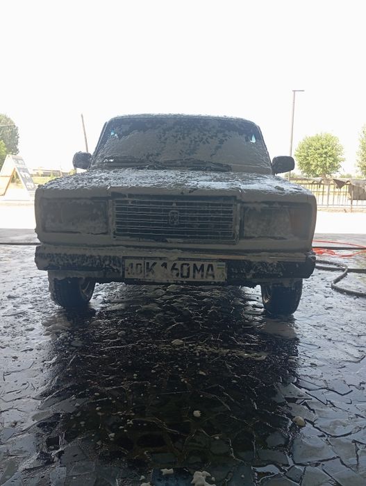 Vaz 2107 sotiladi