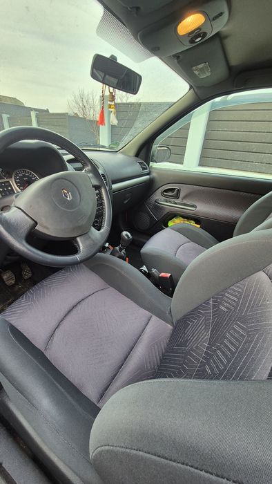 RENAULT Clio 2001 — imagine 5