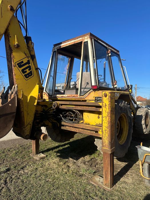 Buldoexcavator JCB 3CX-4