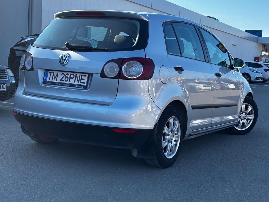 Volkswagen Golf Plus 2008 benzină, 2.965 € — imagine 4