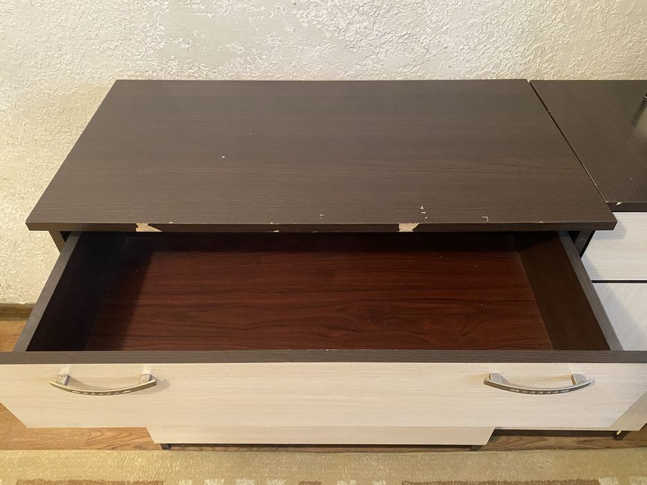 Тумба для вещей,хорошая