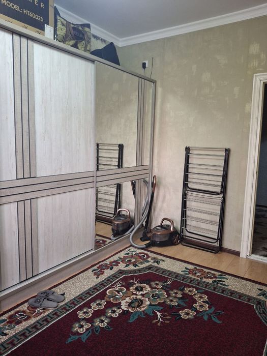 Чирчикда 3 хонали  77 КВ 3 этаж