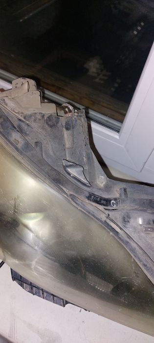 Фары lexus is 250