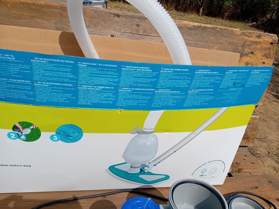 Помпа за басейн и прахосмукачка