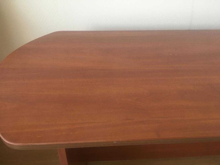 продаю приставной столик с тумбочкой