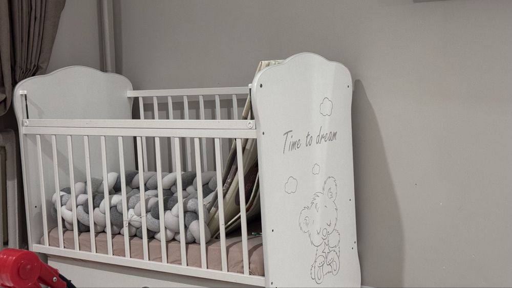 Кроватка для малыша ДАРОМ САМОВЫВОЗ