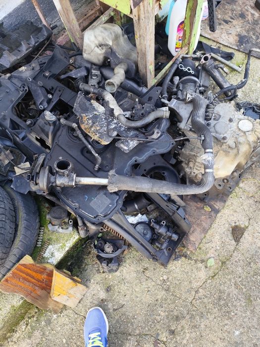 Piese Ford Mondeo din 2004 diesel dotări full.Citiți .