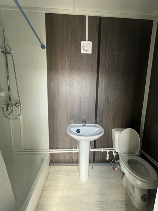 Контейнер жилой на 8-12 мест