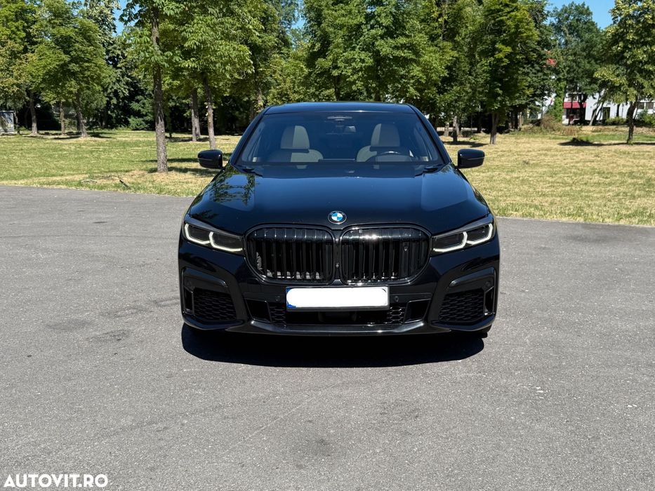 BMW 750Li xDrive • V8 • Masaj • Night Vision • Garanție 2026