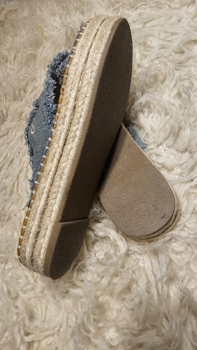 Оригинални чехли тип еспадрили GUESS