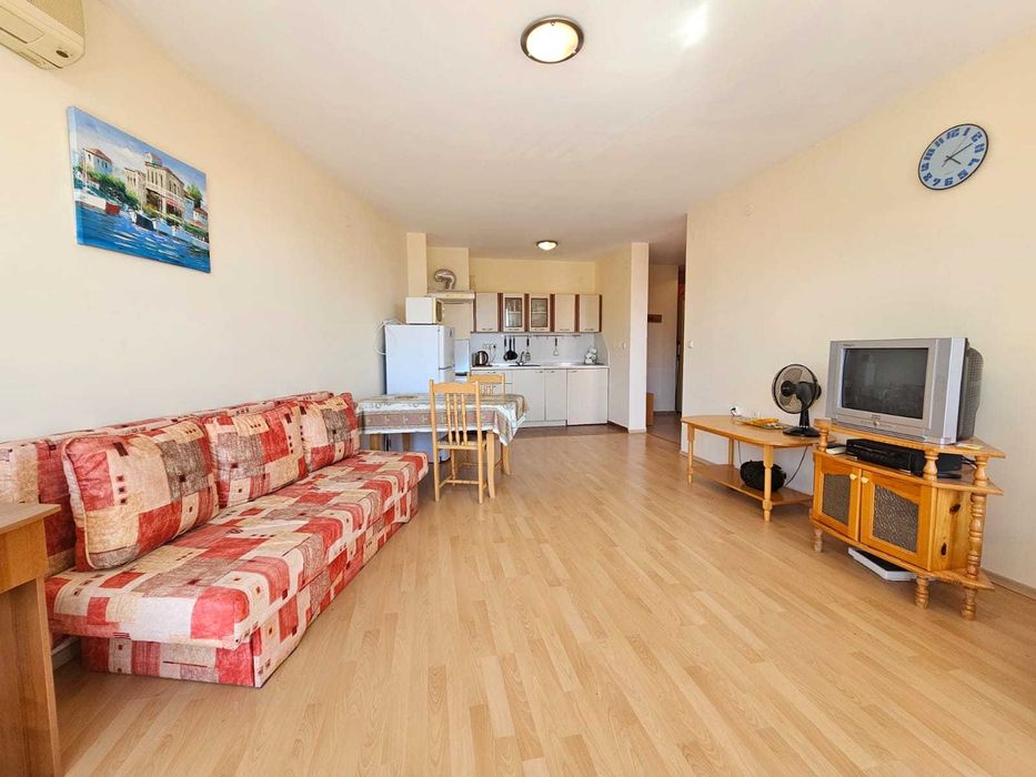 Продава се Двустаен апартамент в к.к. Елените - 78 кв.м за 608 €/кв.м - Снимка #2